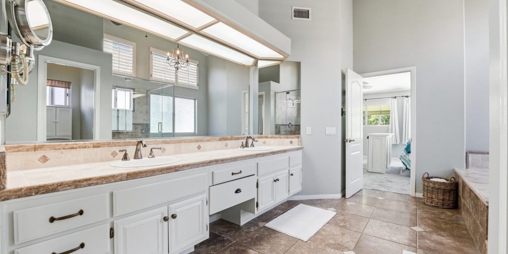 47-16 Altezza Dr, Mission Viejo, CA-46